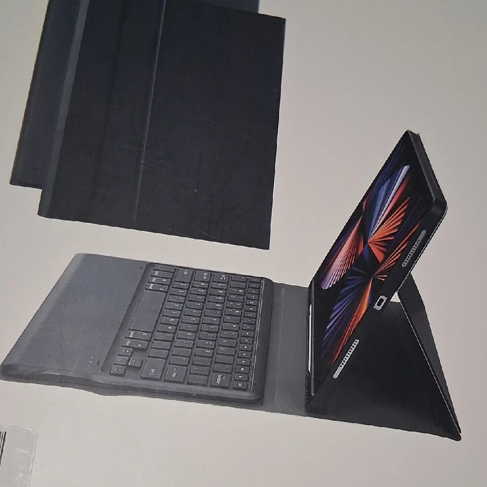 Smart Keyboard Case - Black